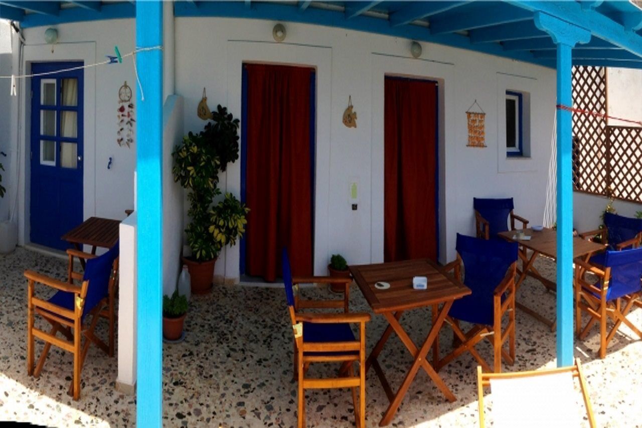 Aegeon Pension Агиали Екстериор снимка
