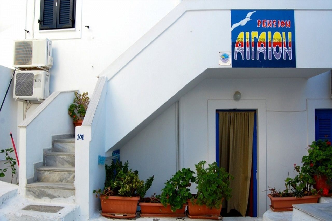Aegeon Pension Агиали Екстериор снимка